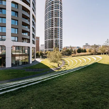 Διαμέρισμα Skau Sky Park Coral By Zaha Hadid 22 Floor 1tower Panoramic View Free Parking