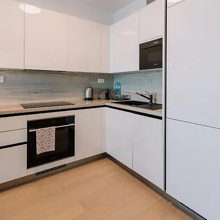 Apartmán Skau Sky Park Coral By Zaha Hadid 22 Floor 1tower Panoramic View Free Parking Bratislava