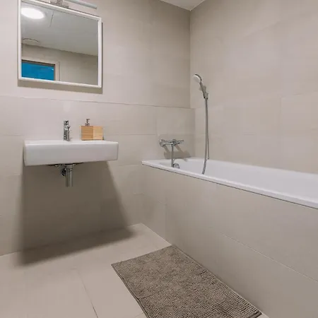 Apartment Skau Sky Park Coral By Zaha Hadid 22 Floor 1tower Panoramic View Free Parking Bratislava