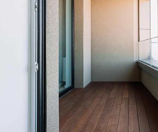 Skau Sky Park Coral By Zaha Hadid 22 Floor 1tower Panoramic View Free Parking Apartman Pozsony