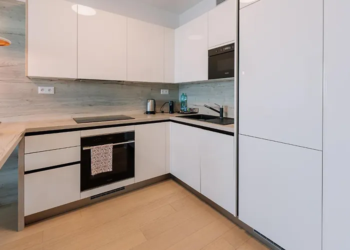 Appartement Skau Sky Park Coral By Zaha Hadid 22 Floor 1tower Panoramic View Free Parking Bratislava